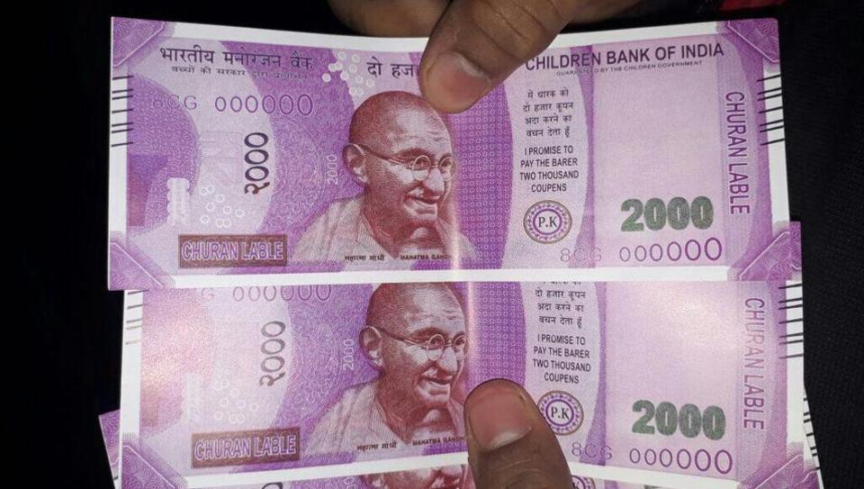 fakers2000notesof‘childrenbankofindia’dispensedbysbiatmindelhi